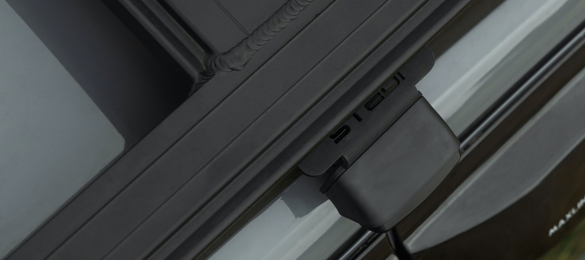 STEDI Roof Rack Light Bracket | Surface Rock Light